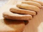 Salam dari masa kanak-kanak: memanggang roti pipih krim asam Roti pipih krim asam matahari